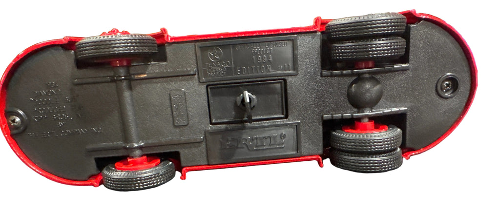 Replica 1934 Texaco Diamond T Tanker “Doodle Bug” Collectible Bank Vehicle, Collector Series #11 Ertl 1994 Edition