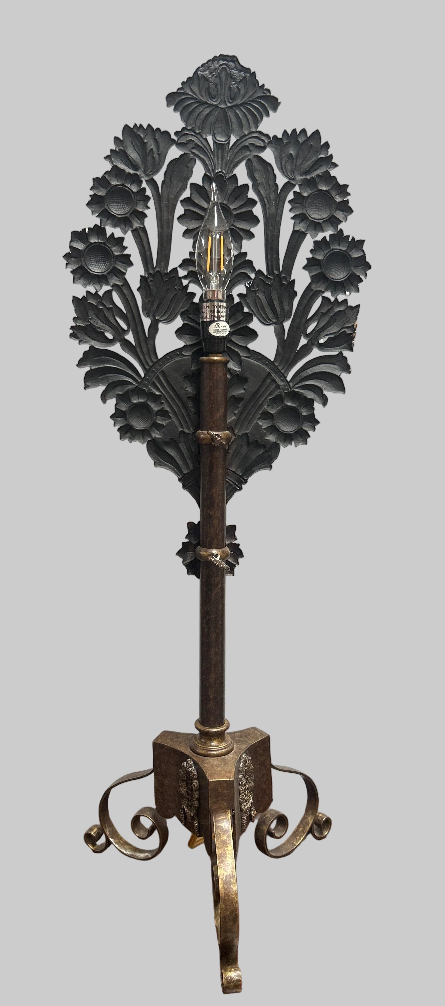 Vintage Tin Floral Shield Lamp