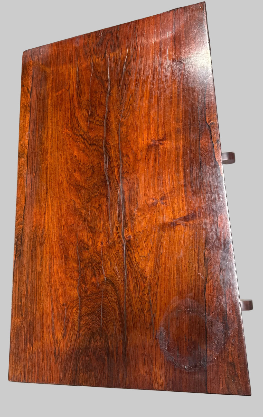 Antique 19th-Century Mahogany Sewing Table with a Flip-Top Mirror and Compartmentalized Interior.