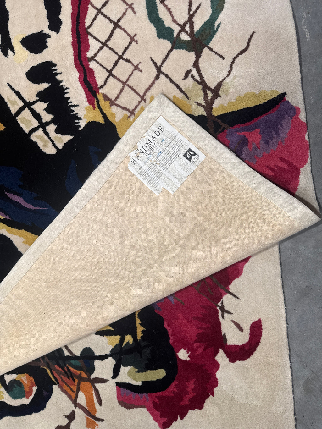 Momeni New Wave Ivory Tufted Wool Area Rug