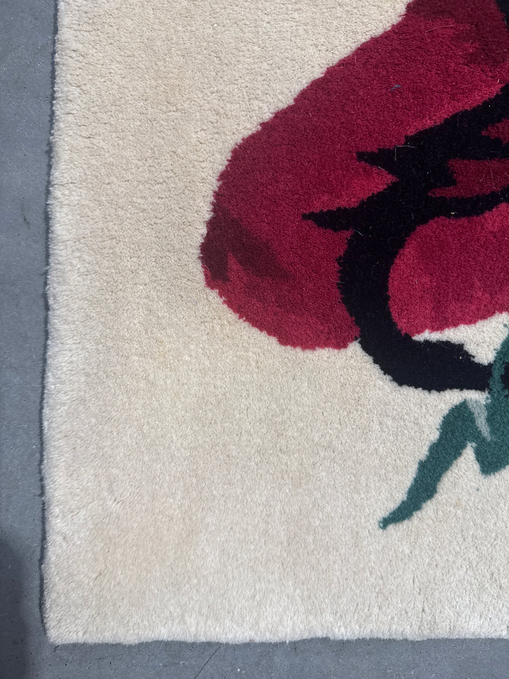 Momeni New Wave Ivory Hand Tufted Wool Area Rug 3’6” x 5’6”