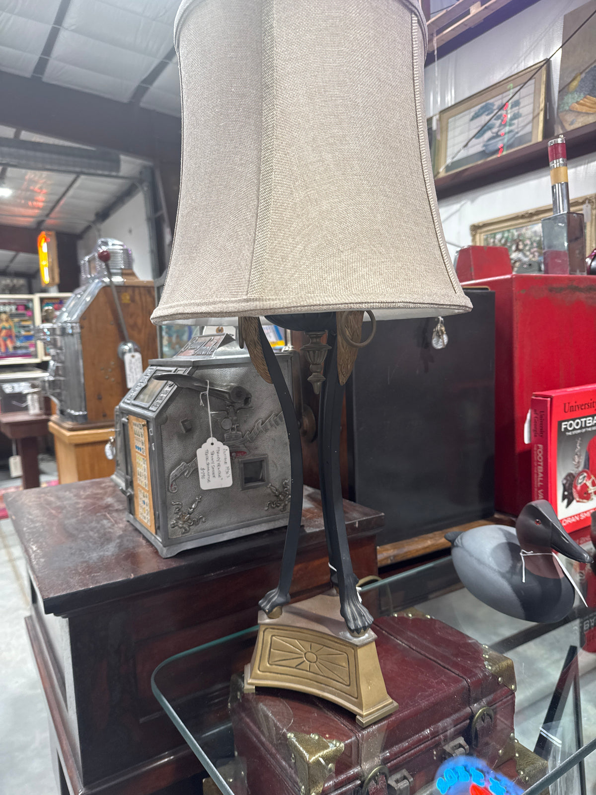 Vintage Vintage Neoclassical-Style Figural Table Lamp featuring a Tri-Lion Motif with a Paw Foot Tripod Base