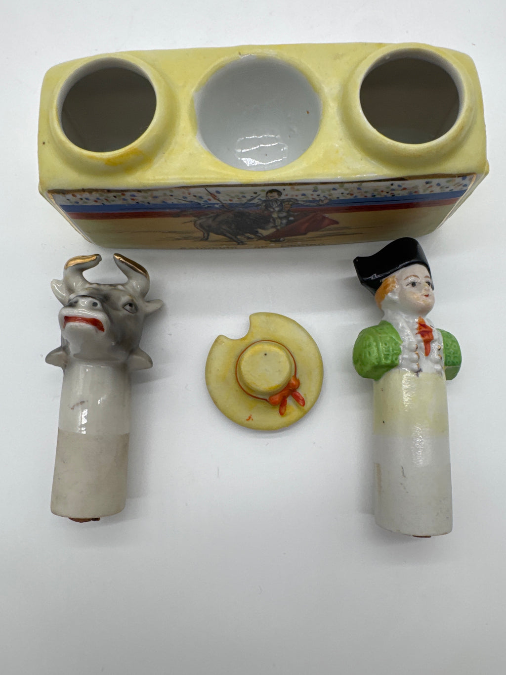 Vintage 1950’s Souvenir of Mexico Matador & Bull Nodder Salt & Pepper Condiment Set