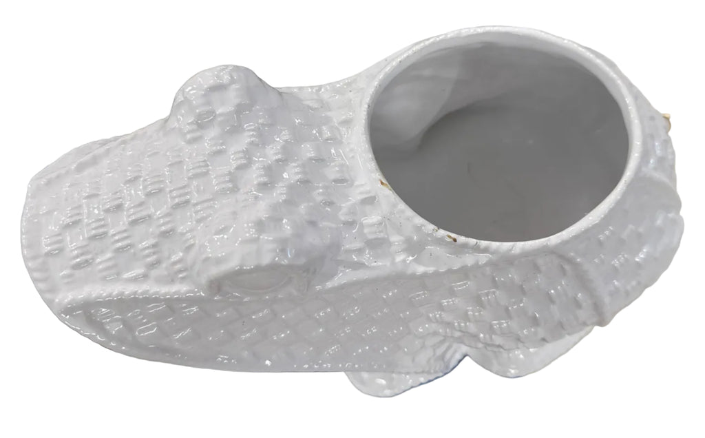 Two’s Company White Basketweave Ceramic Frog Planter/Vase