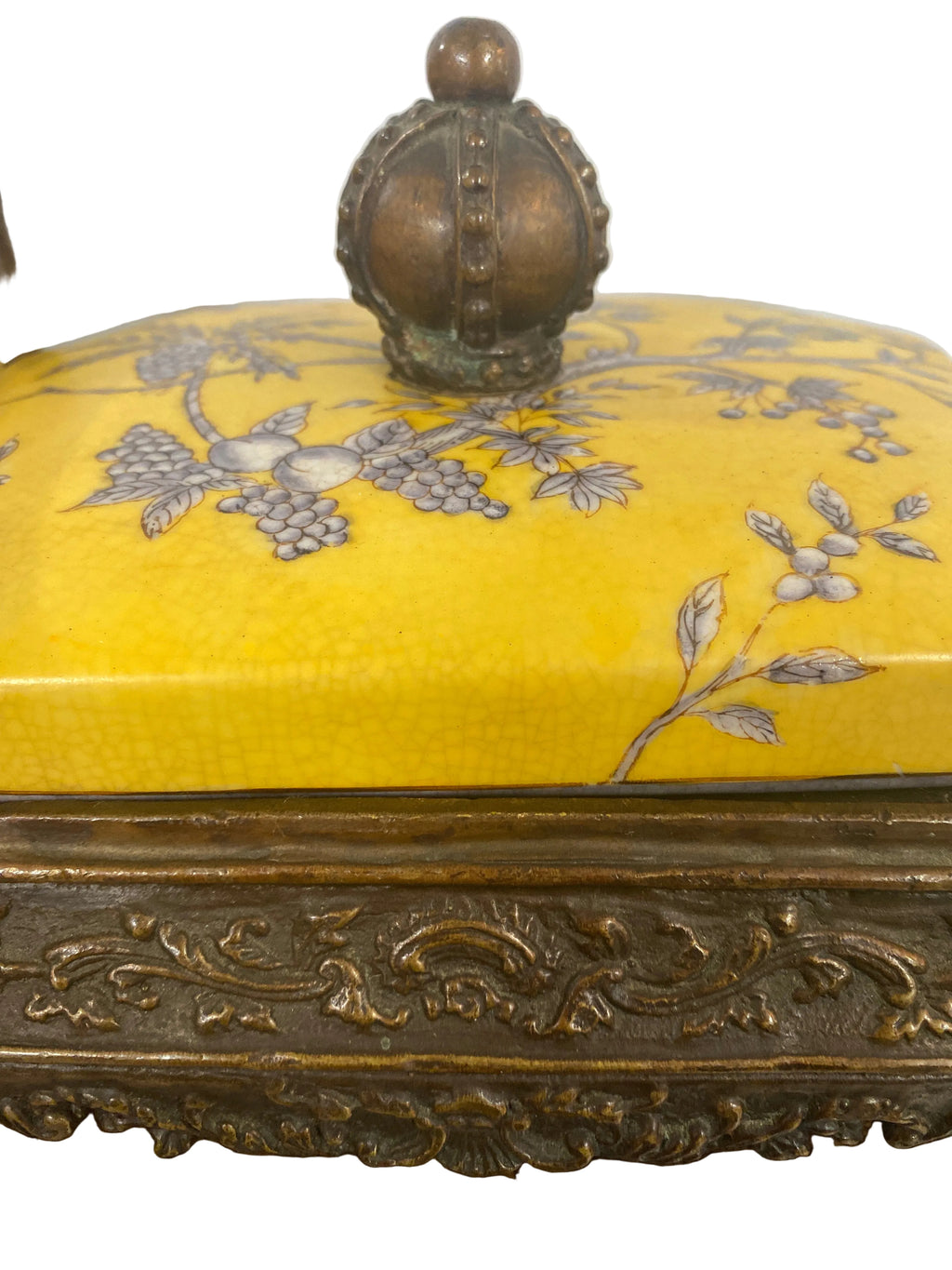 Yellow Blue Chinoiserie AsianJar with Lid Metal Base Finial