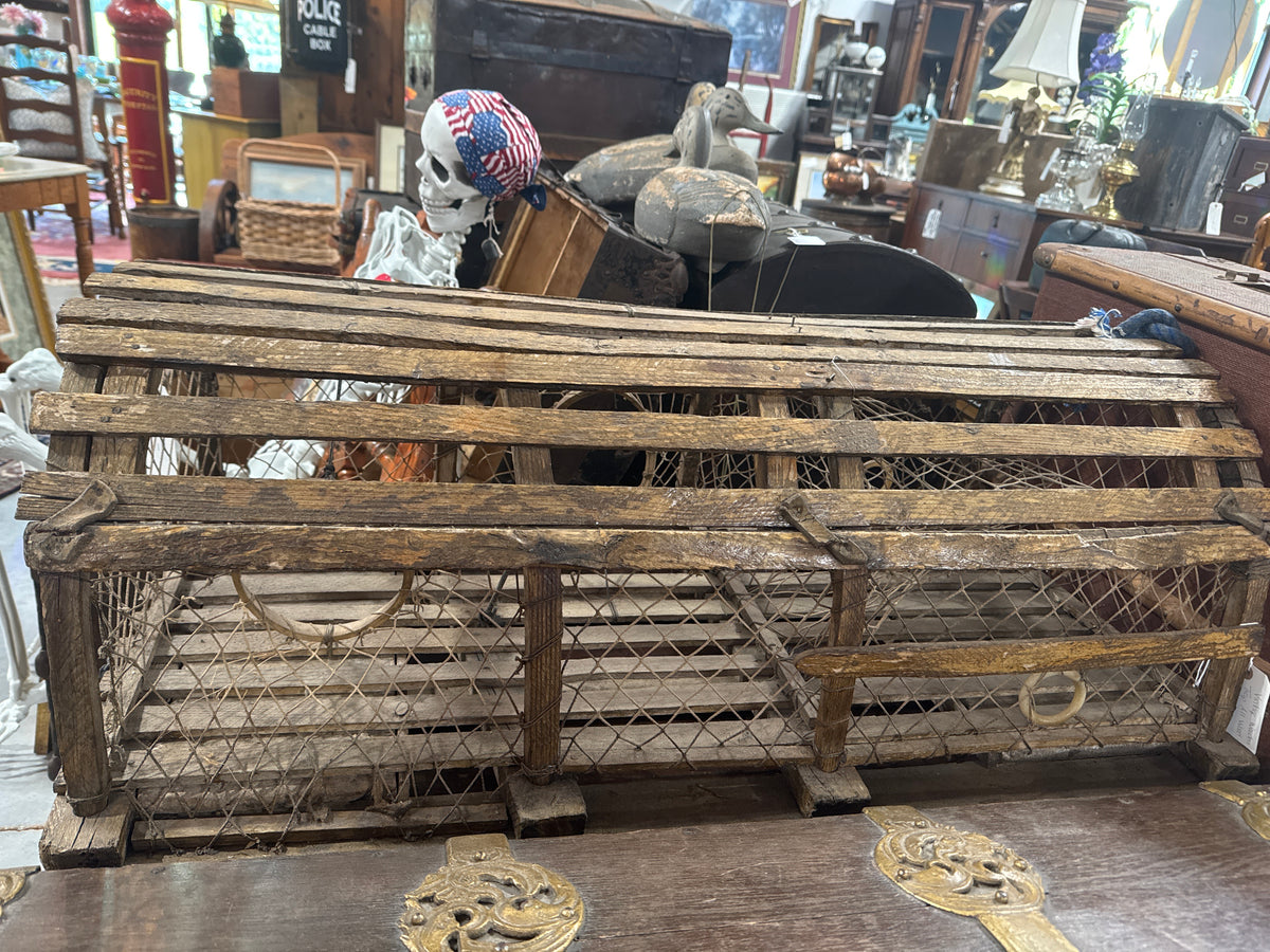 VINTAGE LARGE WOODEN LOBSTER TRAP