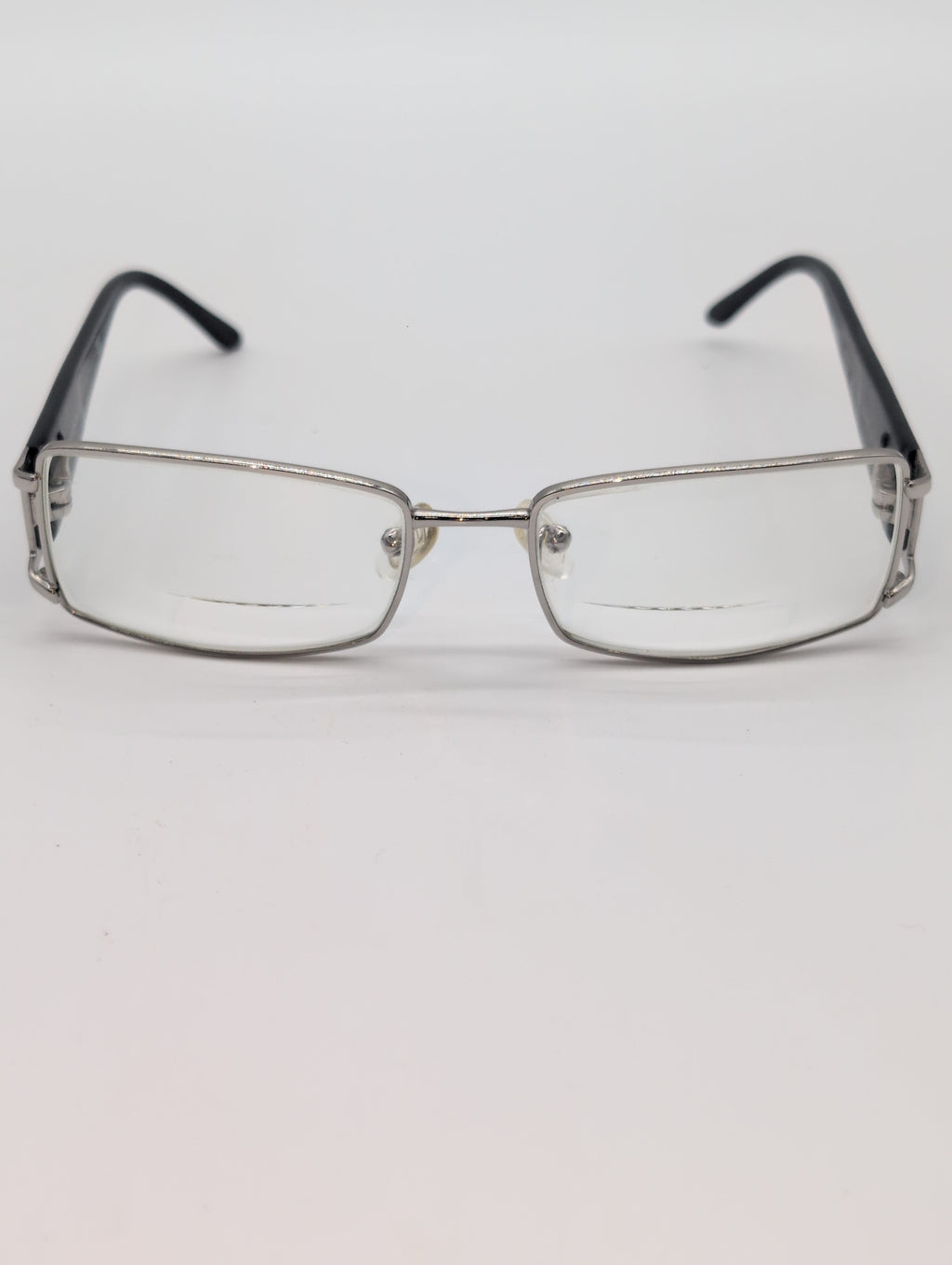 Vintage Versace, Model VE1163M, Silver Metal Frames Featuring Black Temple Arm with Iconic Silver Medusa Logo. Bifocal lenses with Unknown Prescription.