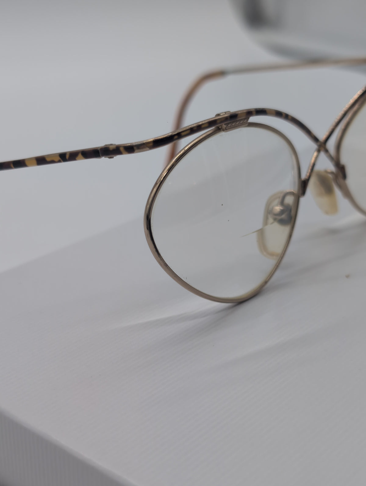 Vintage Casanova Style Glasses with Gold and Tortoise Shell Frames. Bifocal Lenses with Unknown Prescription.
