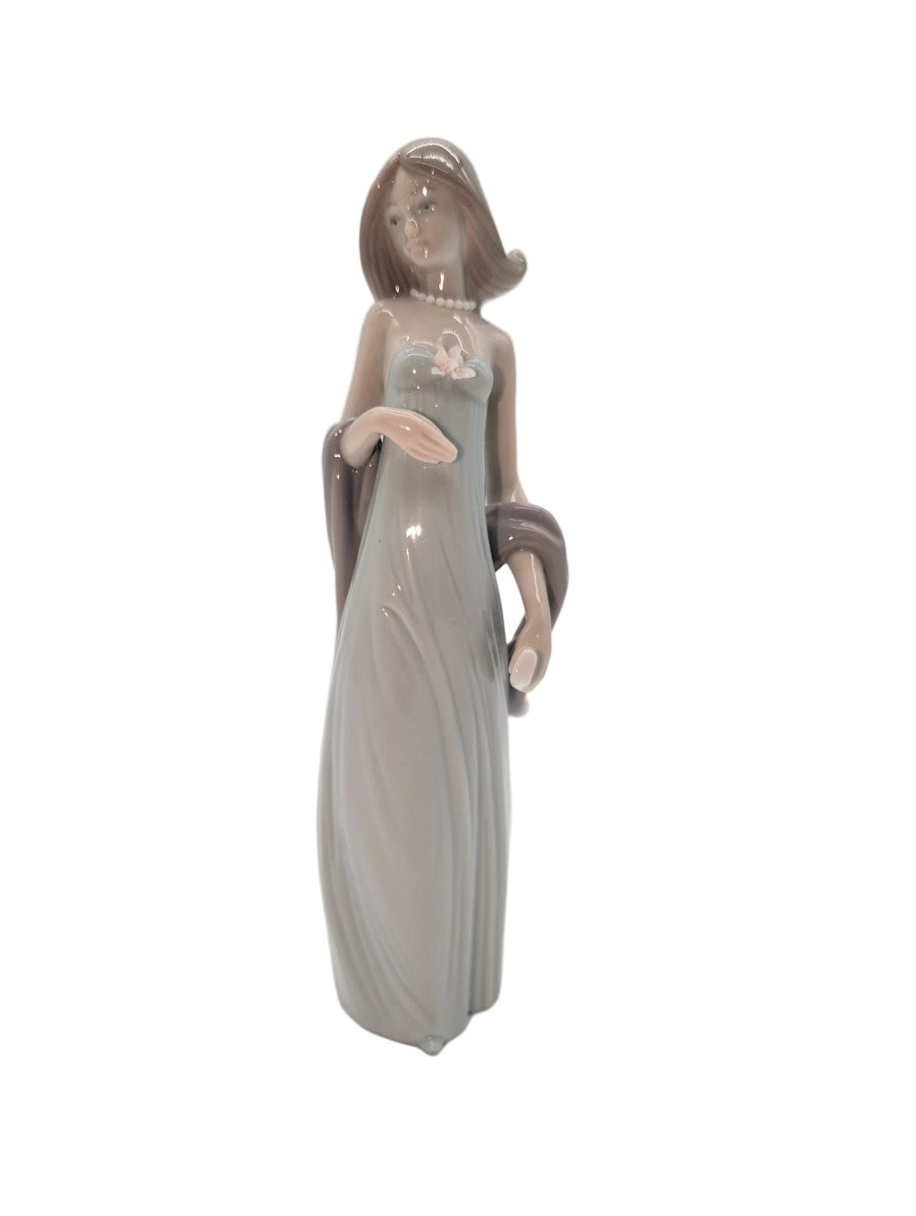 Lladro "Ingenue" Porcelain Figurine by artist Jose Puche. Made in Spain.