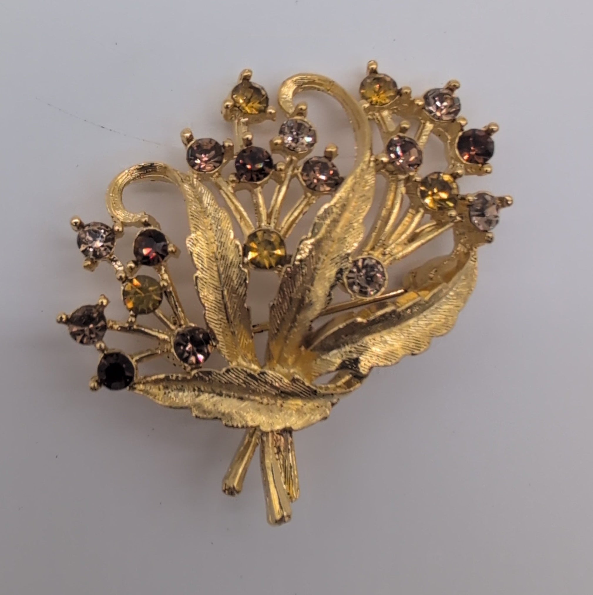 Vintage Gold Tone Pin with Rhinestones-K