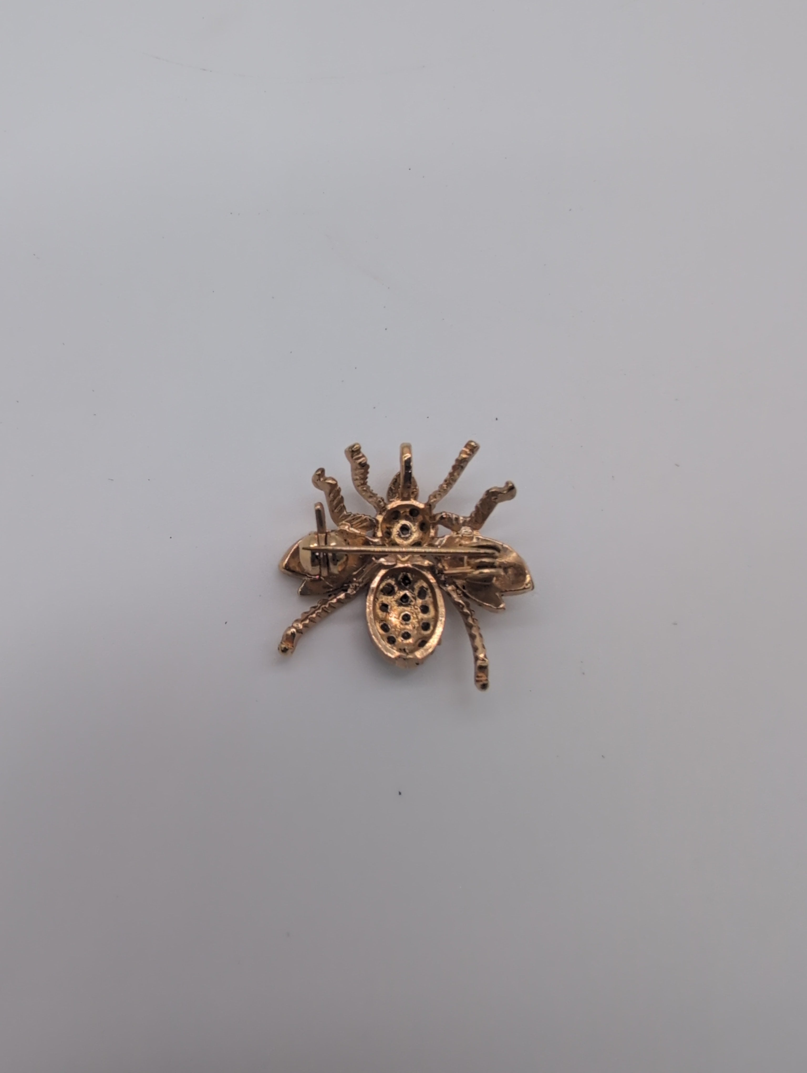 Vintage Gold Tone Bee Pin with Rhinestones on Body