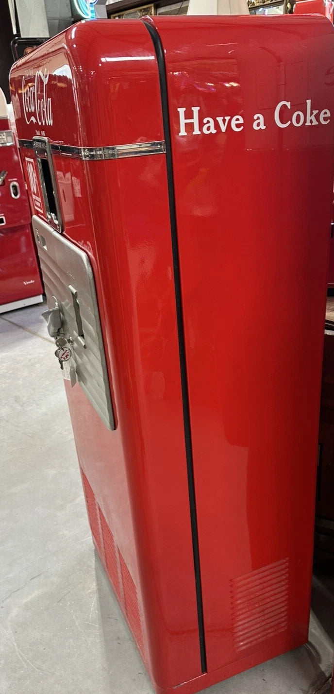 VMC Vendorlator 33 Coca-Cola Vending Machine 1950’s-Restored And Working