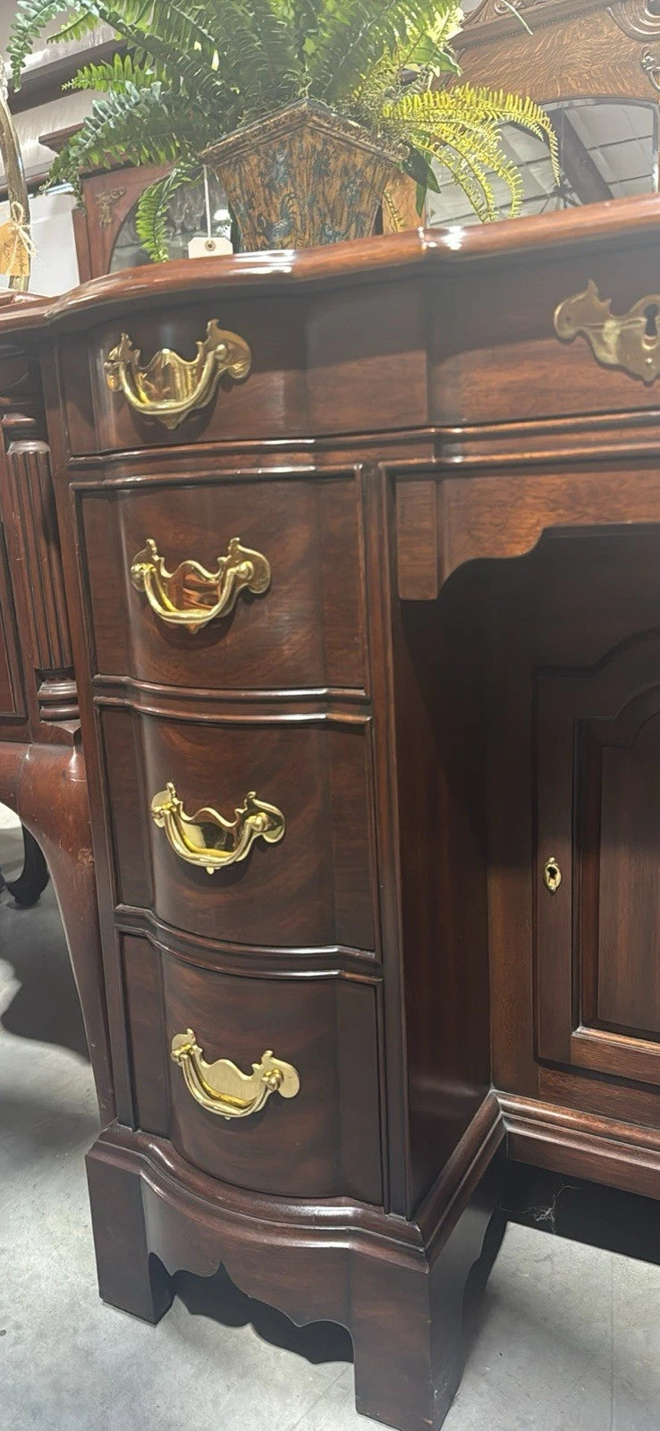 Virginia Galleries By Henkel Harris Genuine Mahogany Serpentine Front Knee-Hole Desk